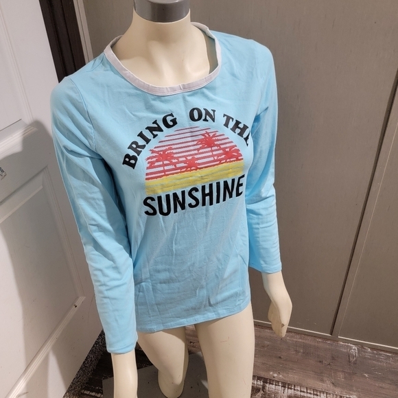 Source Unknown Tops - Bring on the sunshine 🌞